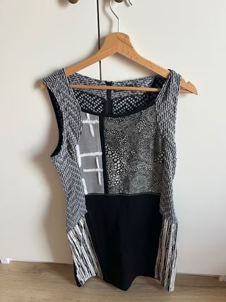 Vestido elegante negro y gris