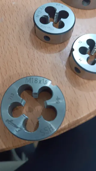 Terrajas para roscar todas las medidas