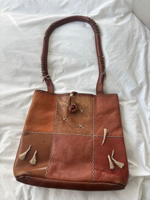 Bolso de cuero, vintage, atemporal.