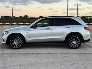 Mercedes GLC 43 4MATIC AMG con TECHO PANORÁMICO, ASIENTOS CALEFACTABLES...