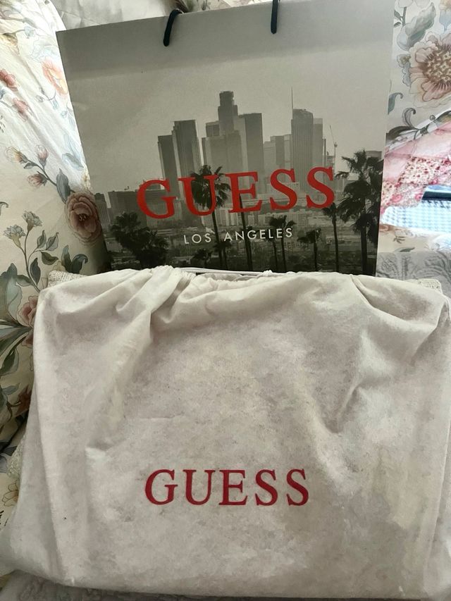 Bolso Guess Rojo Cocodrilo