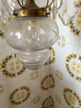 Lámpara antigua cristal y metal