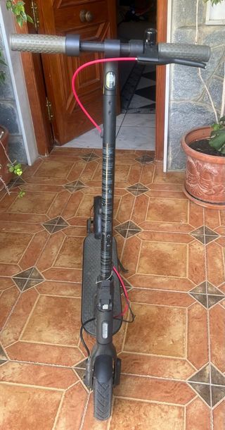 Patinete Eléctrico Negro