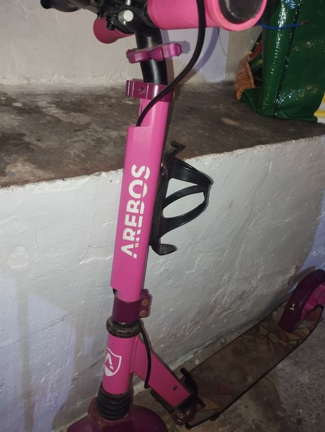 Patinete de niña con luces