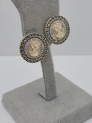 Pendientes Goldfilled con Diseño Medusa