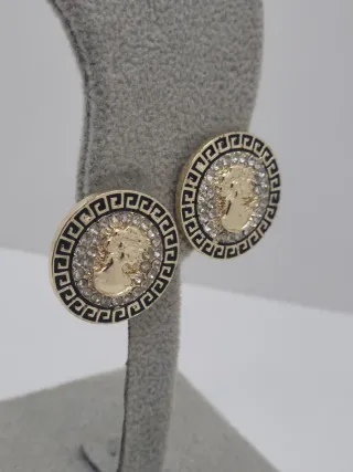 Pendientes Goldfilled con Diseño Medusa