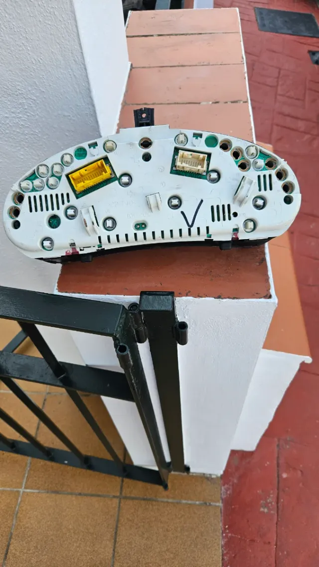 Marcador Peugeot 206 de 2 Conexiones