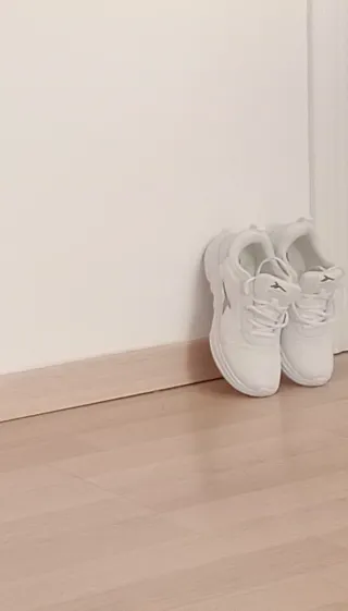 Zapatillas deportivas blancas