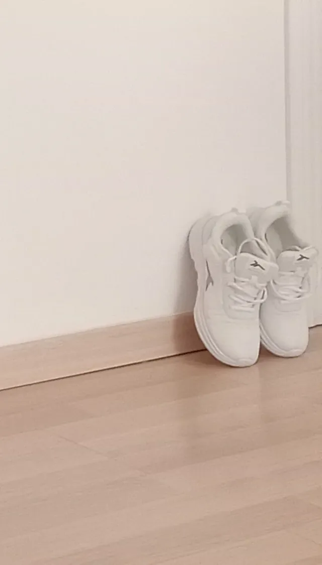 Zapatillas deportivas blancas