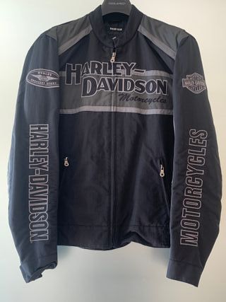 Chaqueta Harley Davidson.