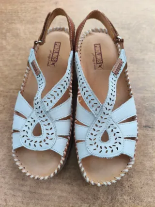 Sandalias Pikolinos
