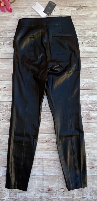 Leggings efecto piel, MANGO, talla XXS.