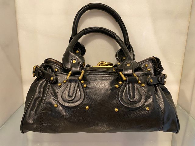 Bolso Chloe Paddington Negro Dorado