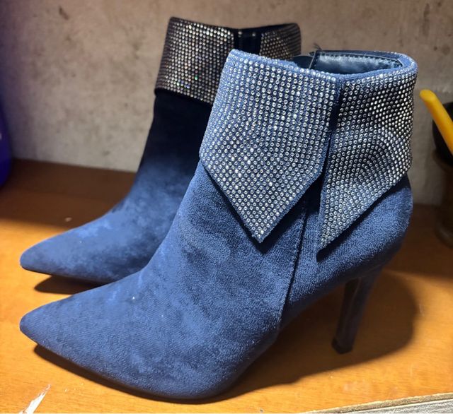 Stivaletti blu con strass n.36