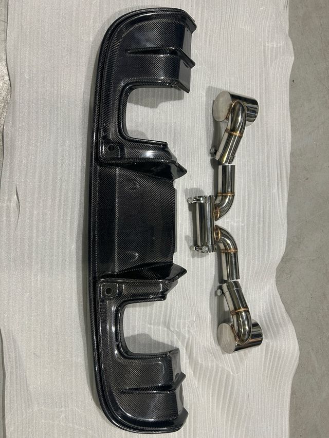 Difusor trasero carbono Porsche Cayman 718