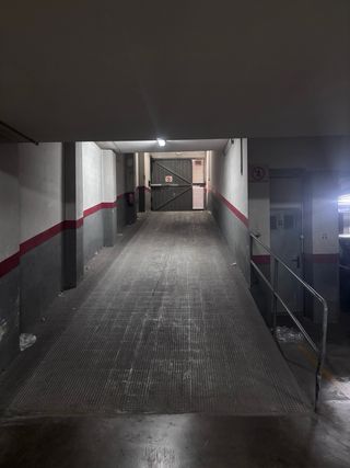 Garaje en venta en Picassent