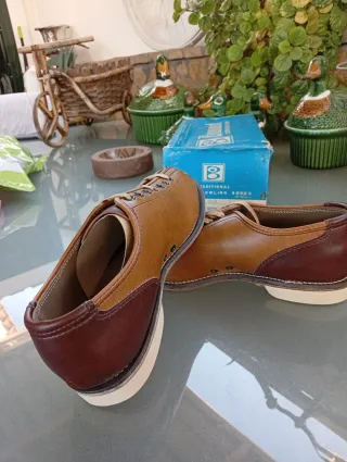 Zapatos de hombre estilo tradicional