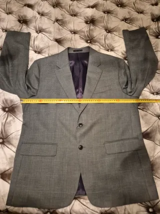 Americana Zara Gris verdosa Talla 56