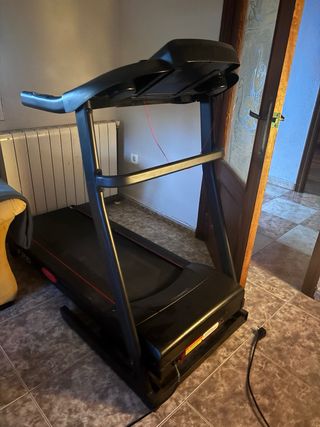 Cinta de Correr Plegable SportsTech, para reparar.