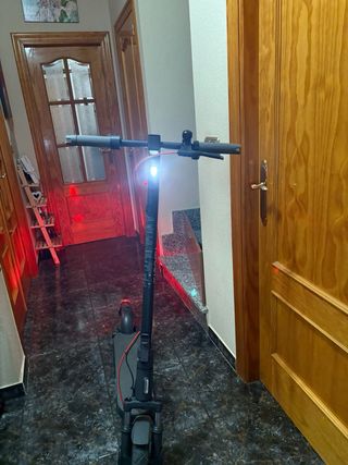 Patinete Xiaomi 5. Comprado a finales de Agosto.