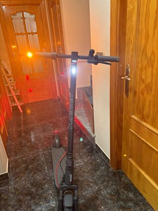 Patinete Xiaomi 5. Comprado a finales de Agosto.