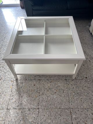 Mesa de centro IKEA blanca con cristal