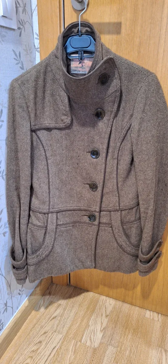 Abrigo marrón mujer