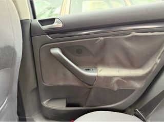 Tapizado de Techos y Puertas