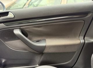 Tapizado de Techos y Puertas