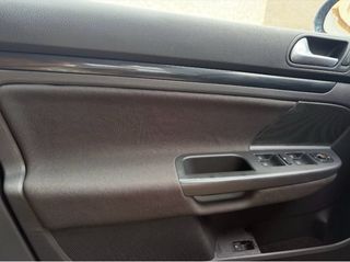 Tapizado de Techos y Puertas