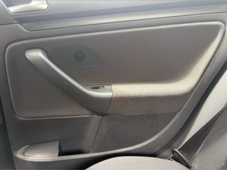 Tapizado de Techos y Puertas