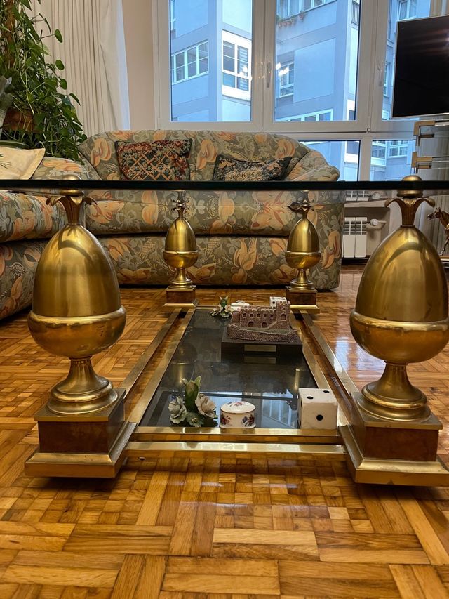 Mesa de centro cristal y metal dorada