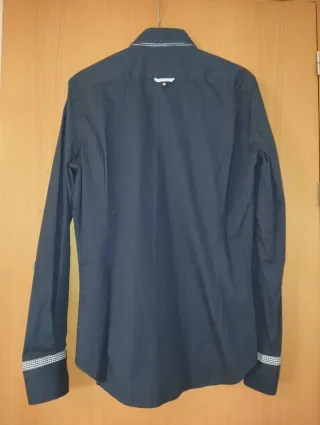 Camisa de vestir azul marino hombre