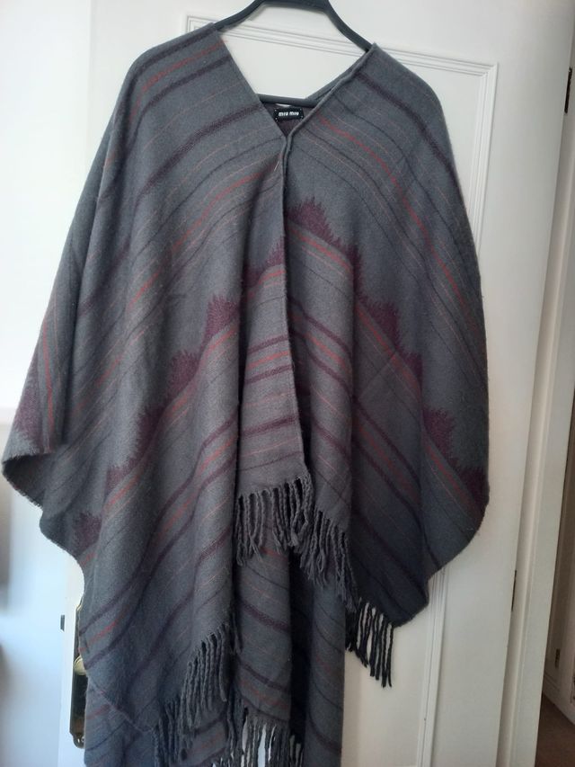 Poncho Miu Miu Lana Gris Rayas tejas