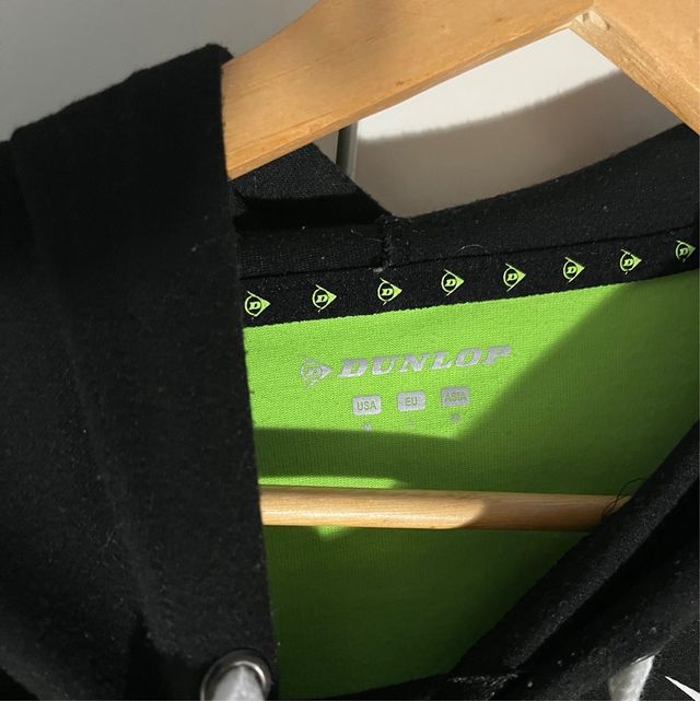 Sudadera Dunlop Deportiva Verde y Negra