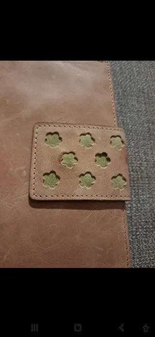 Cartera Love red piel marrón nueva