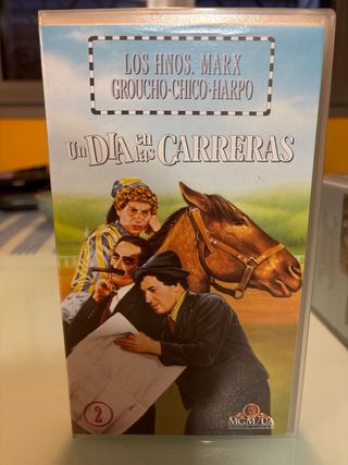 Pack DVD y VHS de 6 películas de los Hnos. Marx