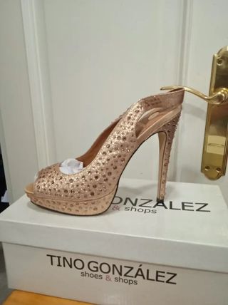 Zapatos de fiesta Tino Gonzalez dorados