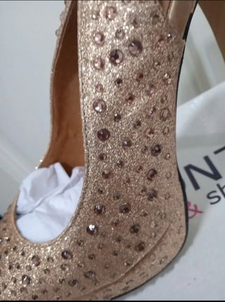 Zapatos de fiesta Tino Gonzalez dorados