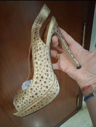 Zapatos de fiesta Tino Gonzalez dorados