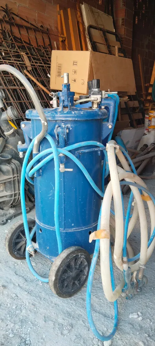 Máquina Proyectora de Pintura Azul