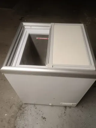 Nevera Arcón solar 12V-24V