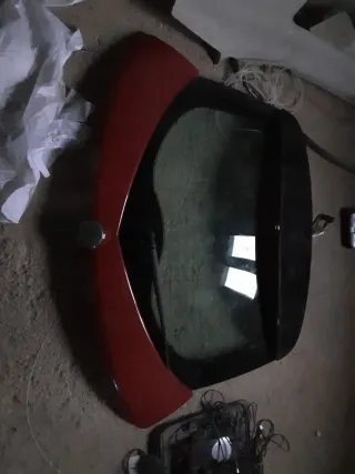 Portón trasero alfa romeo brera rojo