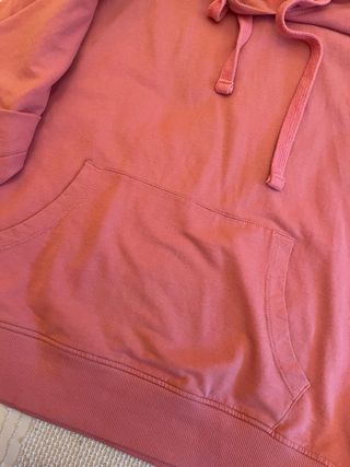 Sudadera rosa con capucha talla s