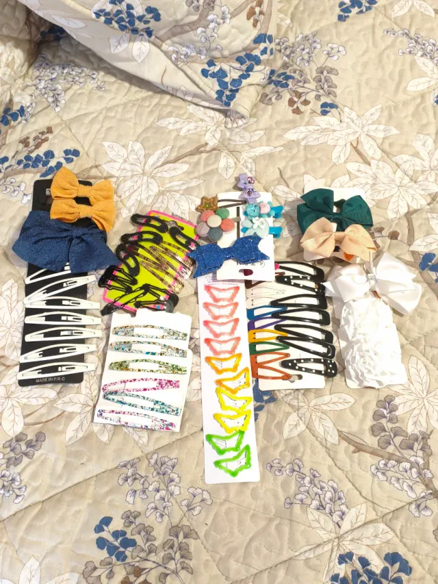 Lote horquillas y 2 gomas pelo