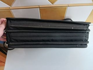 Maletin Samsonite Negro.