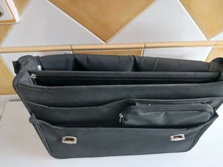 Maletin Samsonite Negro.