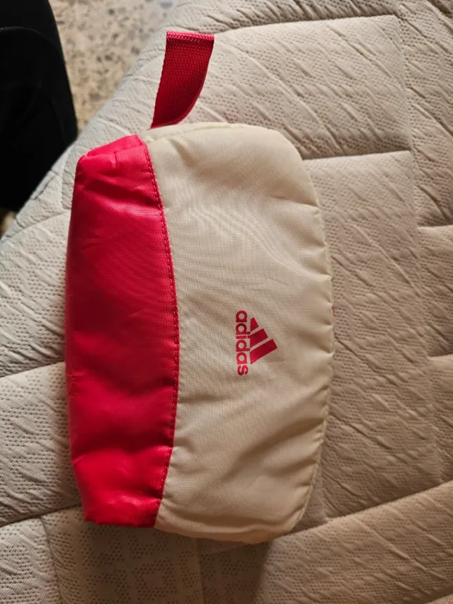Neceser Adidas Beige y Rosa