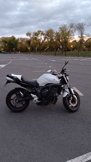 YAMAHA FZ6N 600CC
