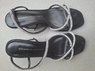 Sandalias Zara Basic Collection tacón pedrería